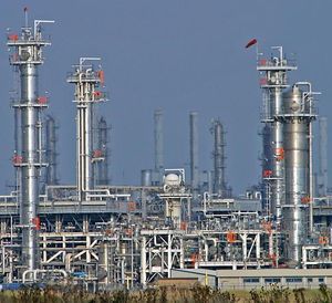 Petrochemical plant, Teeside, England.jpg