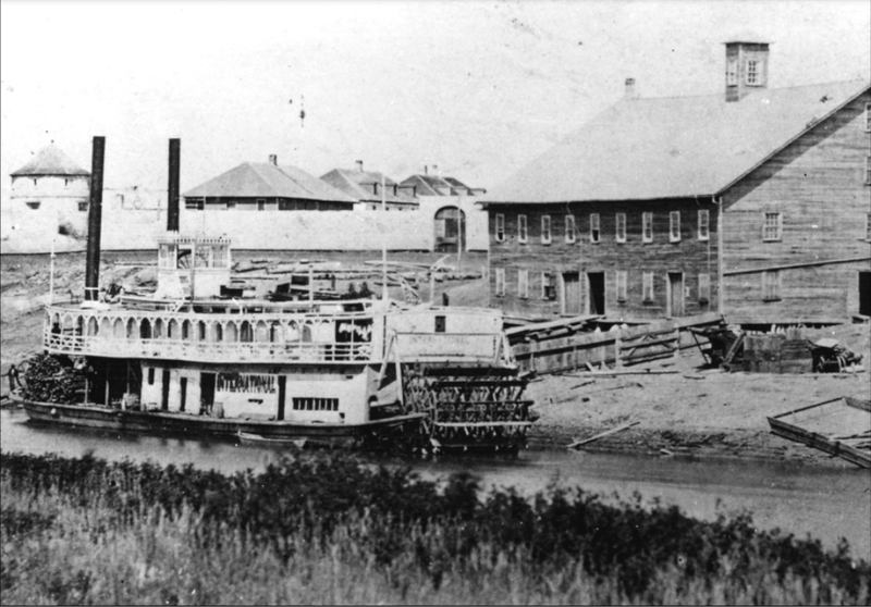 File:International at HBC warehouse, Upper Fort Garry, 1872. PAM .png
