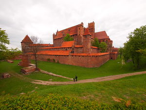 Malbork Castle, 2011, from south.jpg