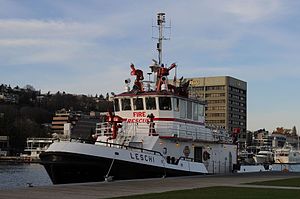 Fireboat Leschi 02.jpg