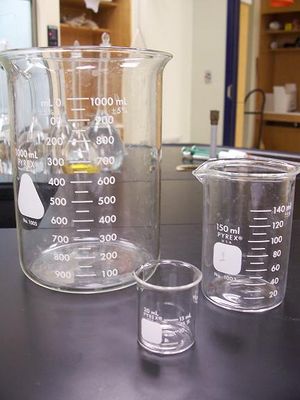 Beakers100015020.JPG